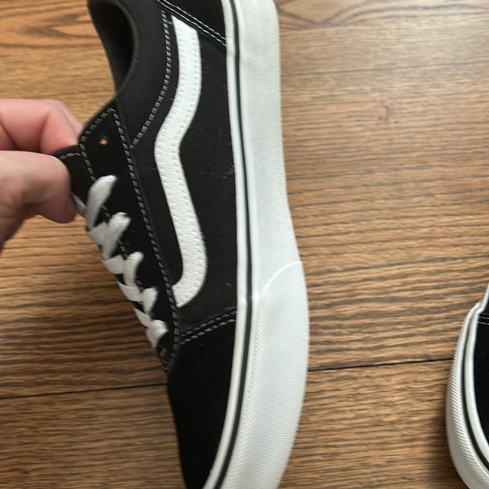 Vans Women's/Youth Ward Sneaker - Picture 5 of 8